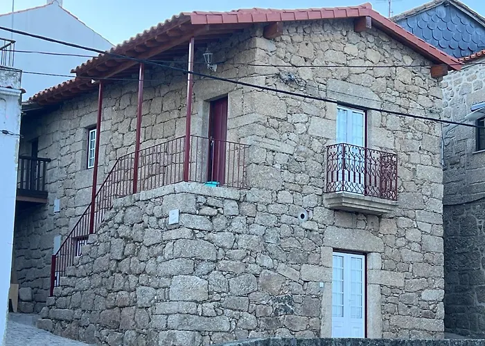 Casa Da - Duplex * Alpedrinha