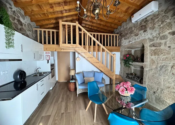 Апартаменты Casa Da - Duplex Alpedrinha